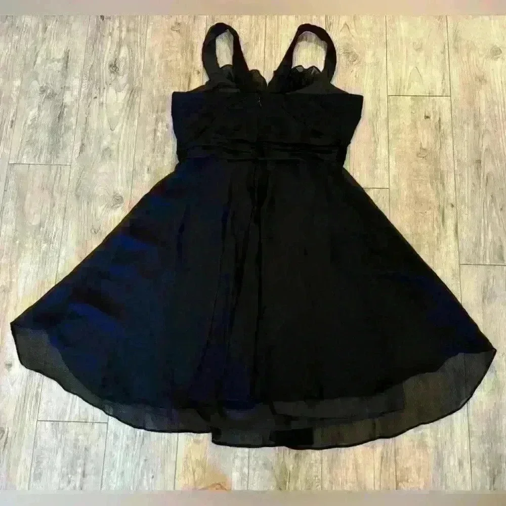David’s Bridal black dress size 14 - Picture 5 of 6